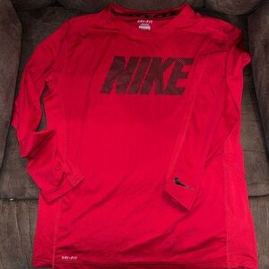 🔥Nike Youth XL Dri-Fit Long Sleeve 👟
